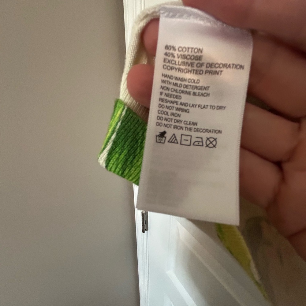 Tommy Bahama Floral Top in Cream and Green - Picture 7 of 8